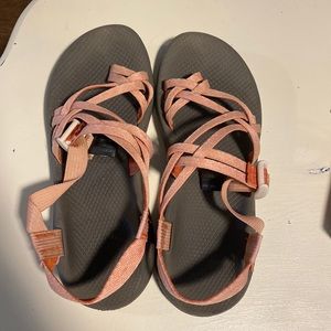 Light pink Chacos